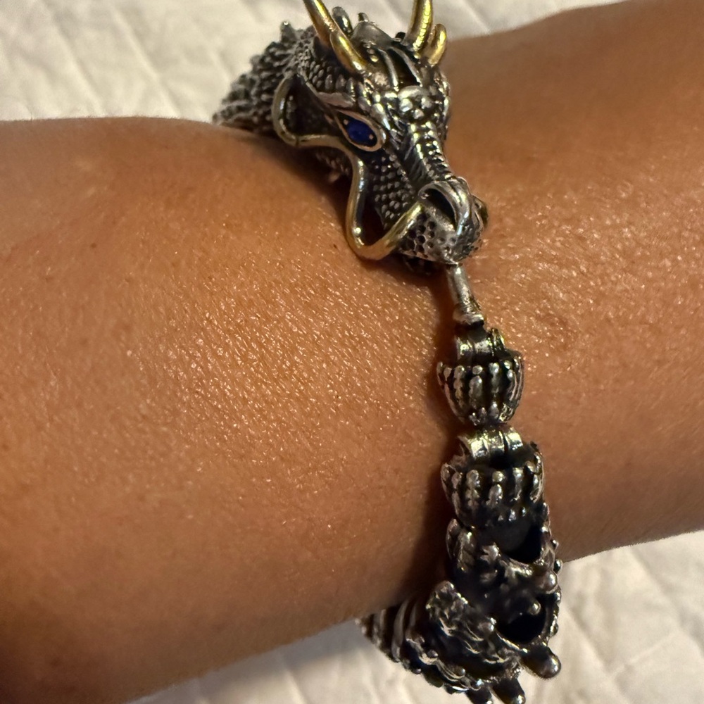Dragon Bracelet in Antique Silver Tone - Picture 5 of 8